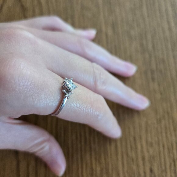 Zales 10k diamond white gold ring - Picture 14 of 17